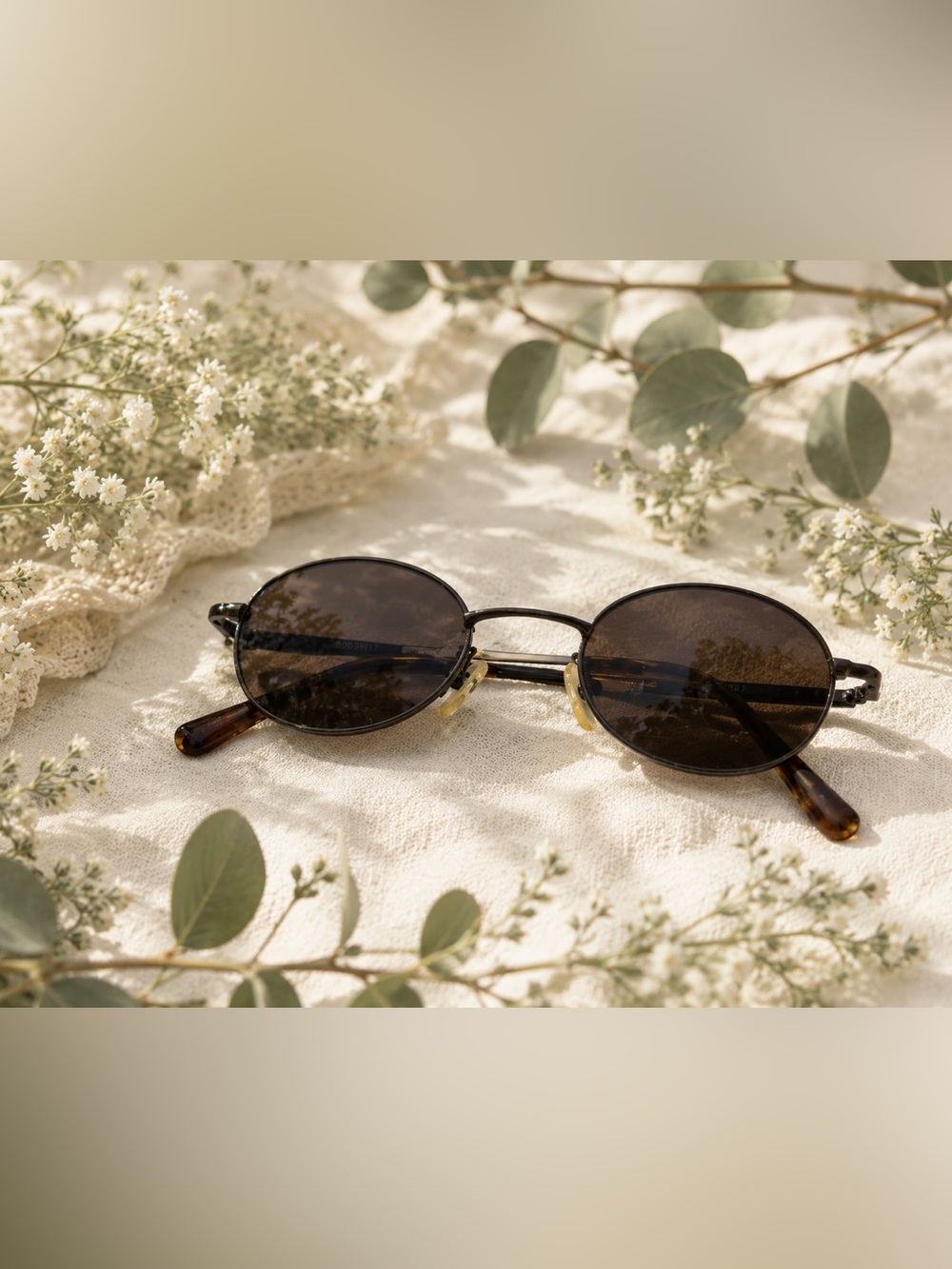 VTG Round Retro Sunglasses in Dark Brown Lenses